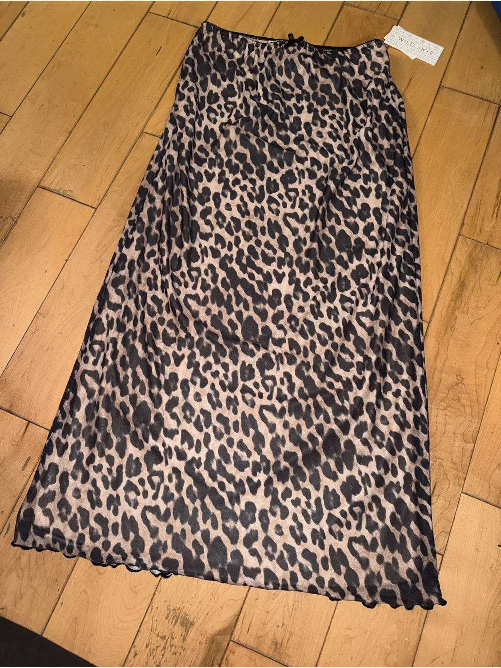 wild fable Leopard Print Midi Skirt in Beige and Black